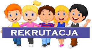 Pięcioro dzieci stoi na tle napisu rekrutacja.